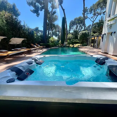 Un Joyau Vue Cap D'antibes Piscine Body Fitness Sauna & Villa Antibes